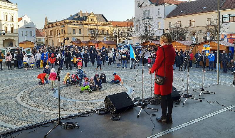 Shromáždění na podporu Ukrajiny na náměstí v Mělníce