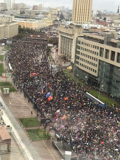 Až 50 tisíc lidí protestovalo v Moskvě