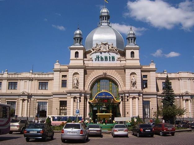 Hlavní nádraží ve Lvově